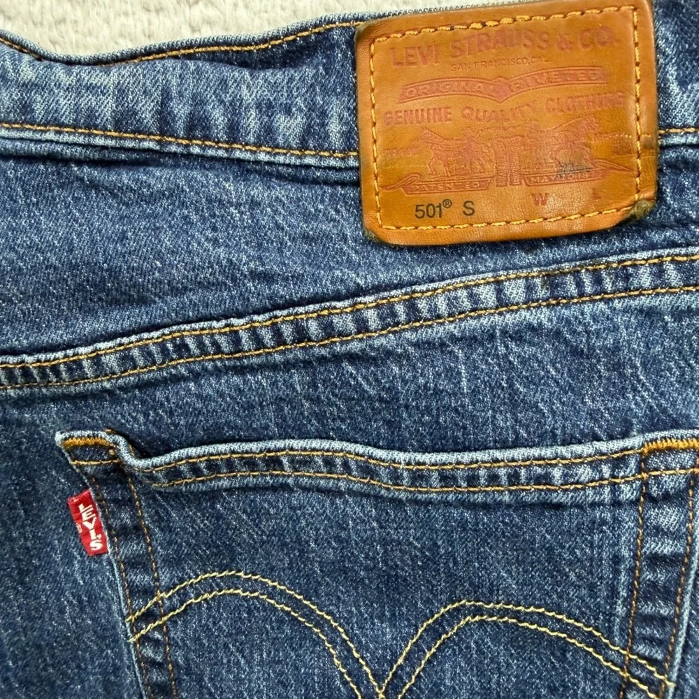 Levi's 501 Premium Button Fly Jeans Mens W30 L30 Dark Wash‎ Denim Pants 30x30